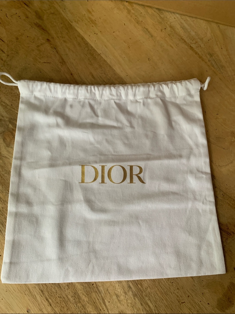 DIOR White Dustbag with Drawstring -